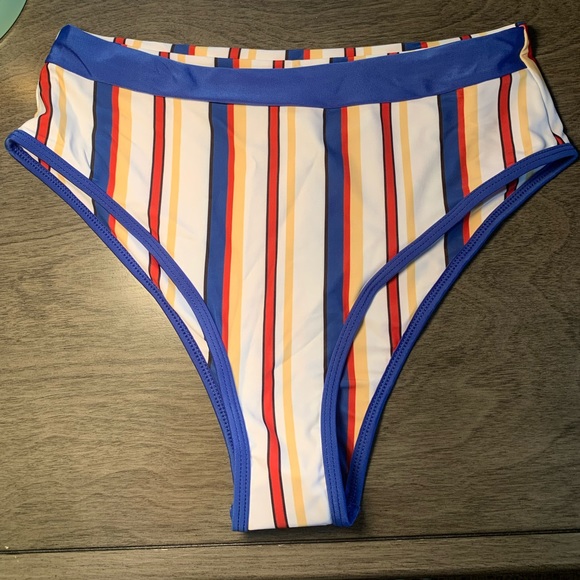 Striped High-waisted Bikini - Picture 4 of 6